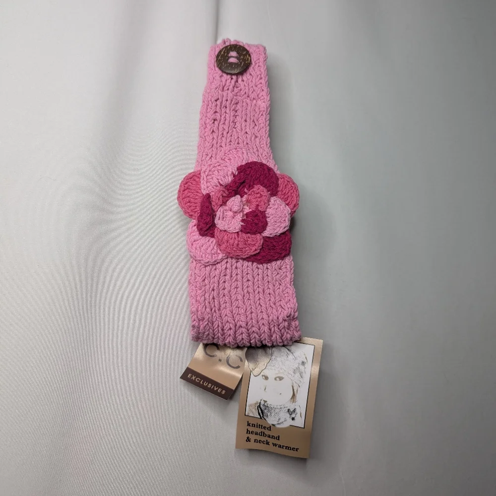 New C.C Cheveux Corp Womens Light Pink Knitted Ombre Flower Button Headband NWT